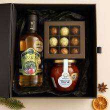 Slika LIKER 0.5 L SA ŠLJOKICAMA, 9 PRALINA I SLATKI DŽEM CRVENA PAPRIKA